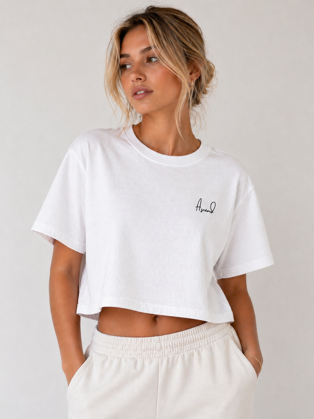 Women’s ascend cropped T-shirt